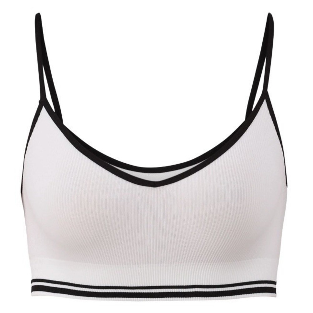 No Boundaries Juniors 2 Way Bralette XS New with Tags Vivid White Seamless Sweet